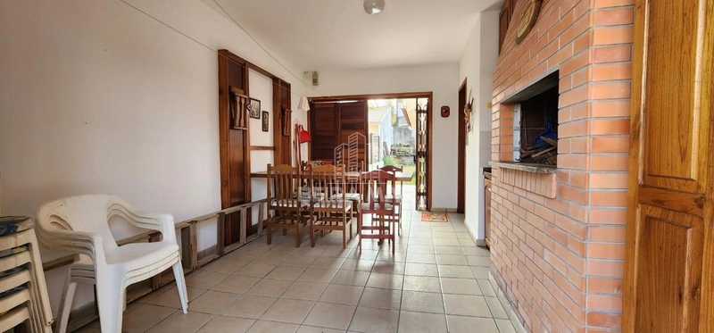 Casa no centro de Xangri-lá.: 7ª foto da galeria de imagens do imóvel