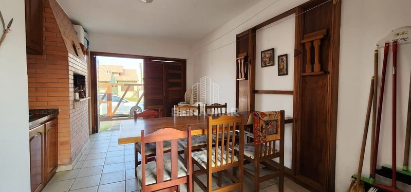 Casa no centro de Xangri-lá.: 4ª foto da galeria de imagens do imóvel