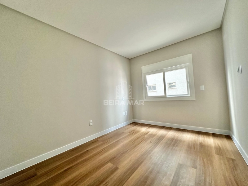 Apartamento na Zona Nova: 14ª foto da galeria de imagens do imóvel