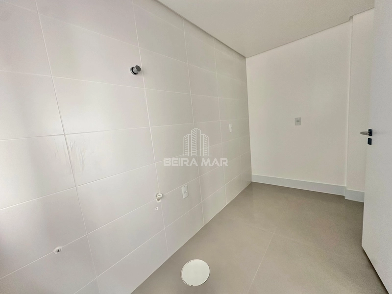 Apartamento na Zona Nova: 19ª foto da galeria de imagens do imóvel