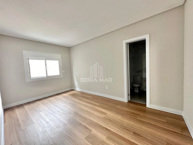 Apartamento na Zona Nova: 17ª foto da galeria de imagens do imóvel