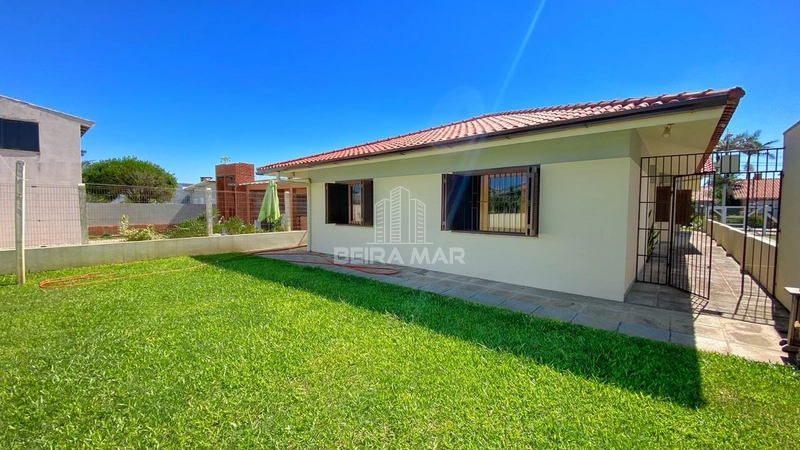 Casa em Condomínio: 1ª foto da galeria de imagens do imóvel