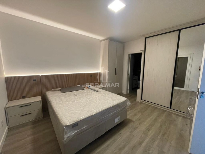 Casa à Venda em Condomínio Fechado - Beira Lago: 9ª foto da galeria de imagens do imóvel
