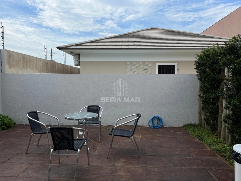 Casa em Noiva do Mar á quatro quadras do mar mobiliada !: 4ª foto da galeria de imagens do imóvel
