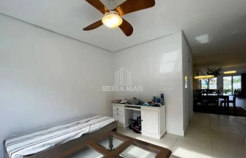 Casa beira lago no Condomínio Villagio: 25ª foto da galeria de imagens do imóvel