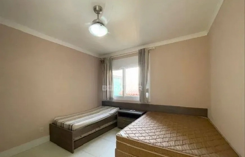Casa beira lago no Condomínio Villagio: 3ª foto da galeria de imagens do imóvel