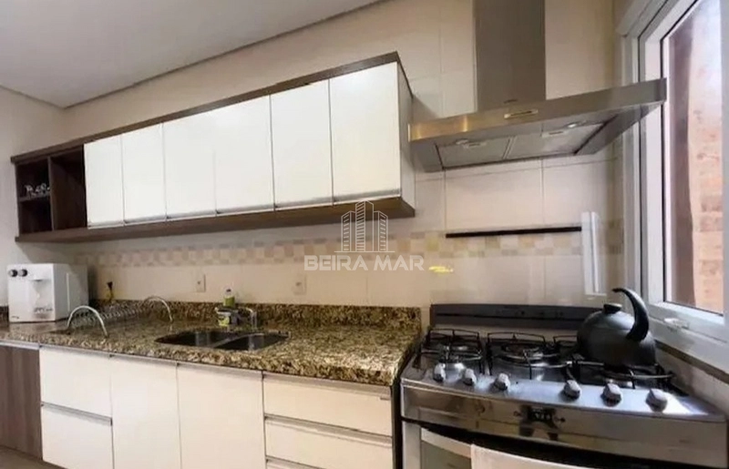 Casa beira lago no Condomínio Villagio: 9ª foto da galeria de imagens do imóvel