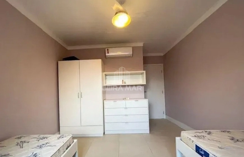 Casa beira lago no Condomínio Villagio: 12ª foto da galeria de imagens do imóvel
