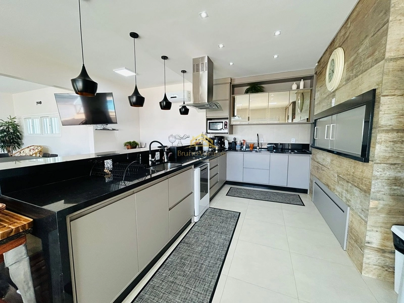 Imóvel com 2 Terrenos e Piscina em Mariapólis : 15ª foto da galeria de imagens do imóvel