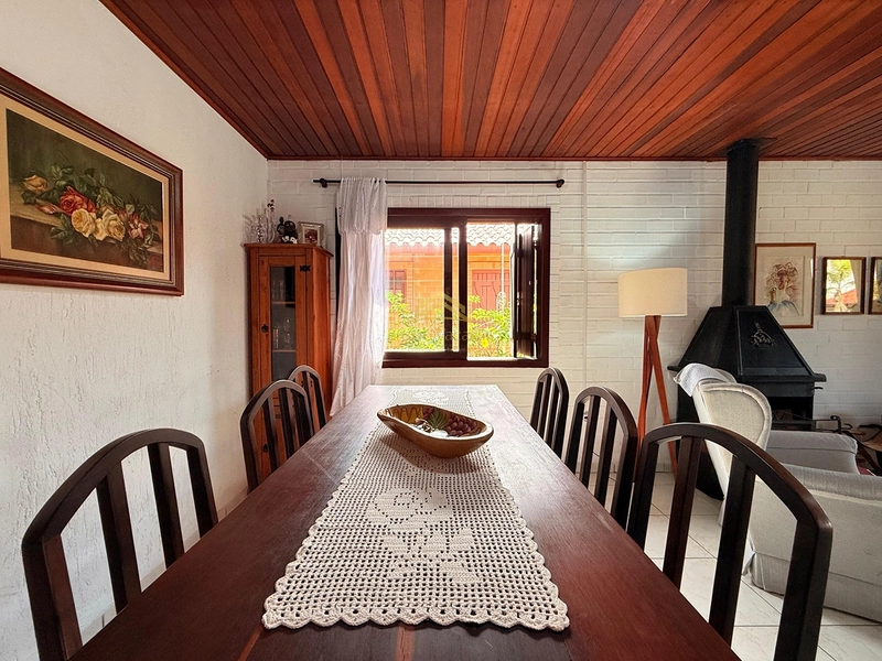 Imóvel com piscina em Mariapolis - 3 ruas do Mar : 4ª foto da galeria de imagens do imóvel