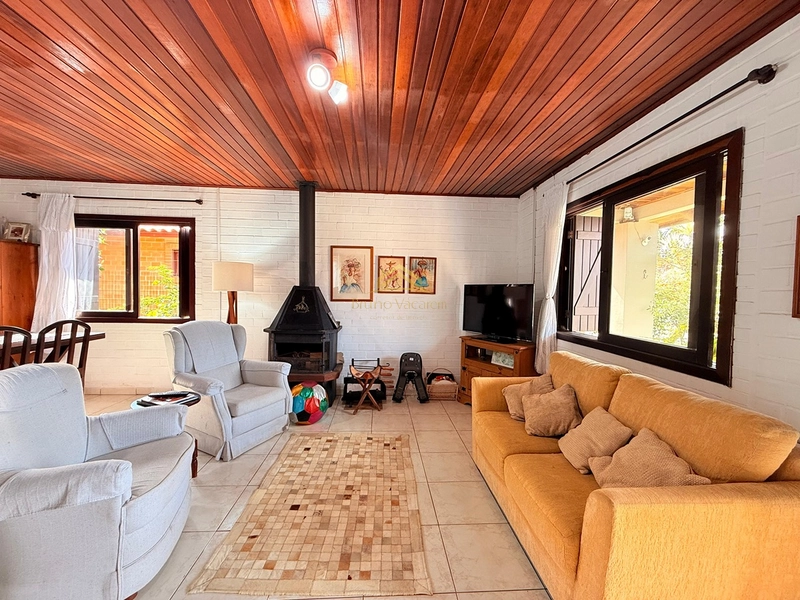 Imóvel com piscina em Mariapolis - 3 ruas do Mar : 5ª foto da galeria de imagens do imóvel