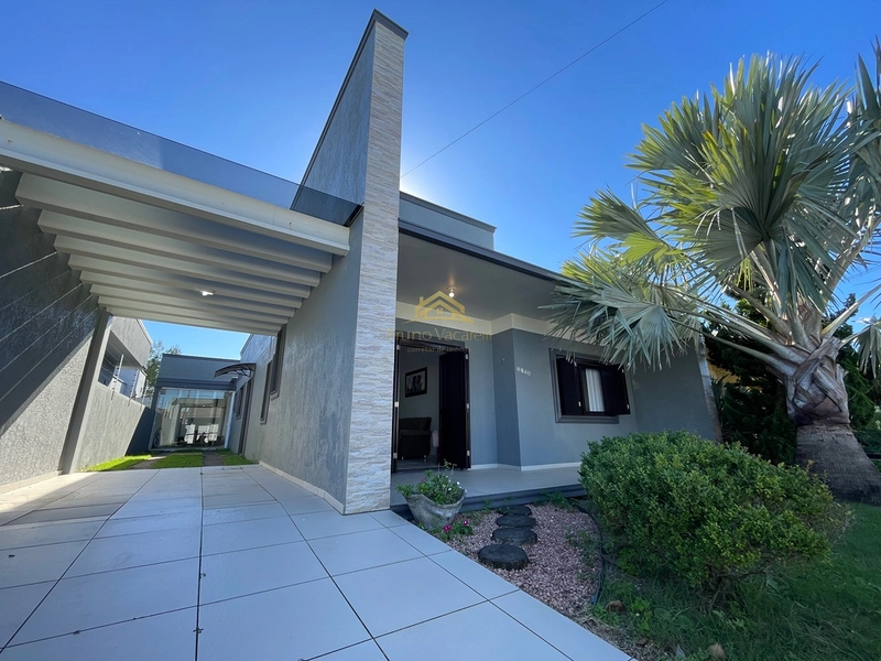 Atlântida Sul - Casa à venda : 1ª foto da galeria de imagens do imóvel