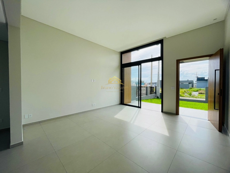 Imóvel à venda em Atlântida Sul : 3ª foto da galeria de imagens do imóvel