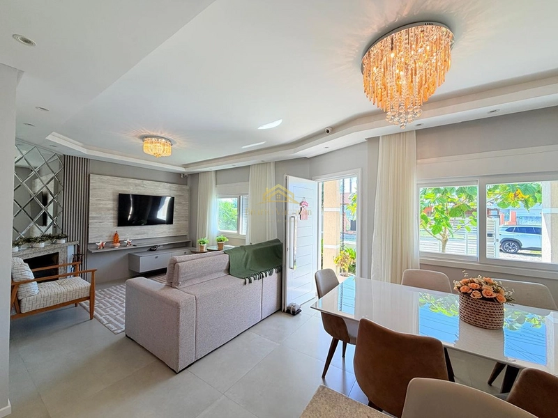 Imóvel com piscina em Atlântida Sul : 4ª foto da galeria de imagens do imóvel