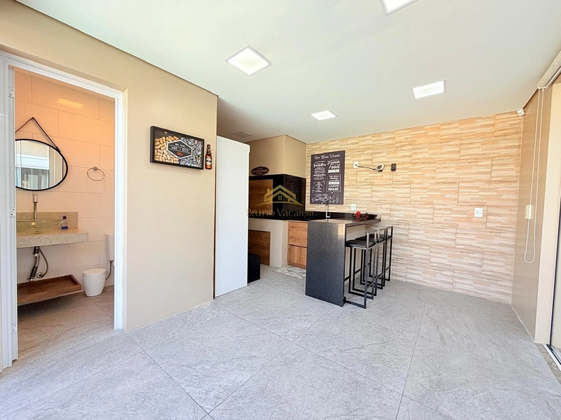 Imóvel com piscina em Atlântida Sul : 19ª foto da galeria de imagens do imóvel