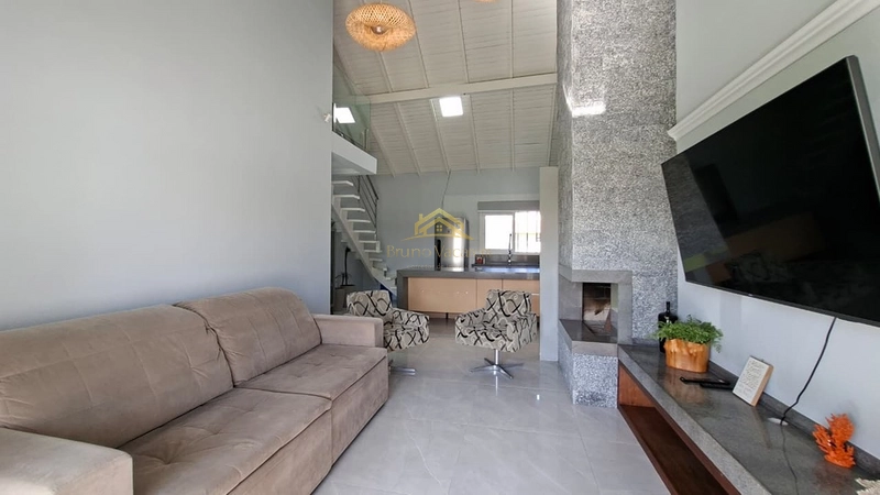 Rainha do Mar - Casa a venda : 2ª foto da galeria de imagens do imóvel