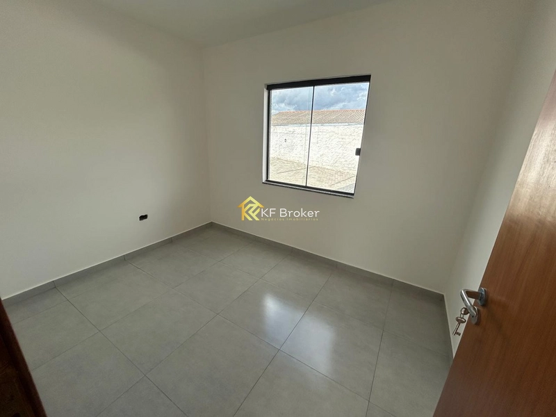 Casa Sobreposta à Venda, c/ 2 quartos - Parque Embu, Colombo/PR: 4ª foto da galeria de imagens do imóvel