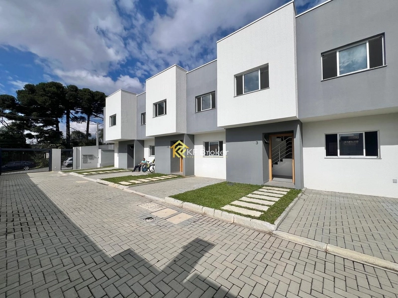 Sobrados Duplex à Venda - Santa Cândida, Curitiba/PR: 4ª foto da galeria de imagens do imóvel