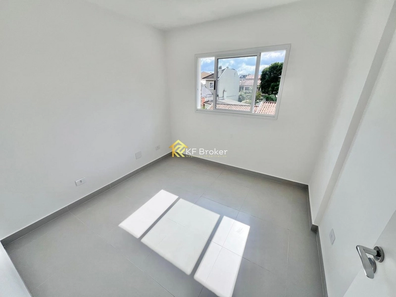Sobrados Duplex à Venda - Santa Cândida, Curitiba/PR: 17ª foto da galeria de imagens do imóvel