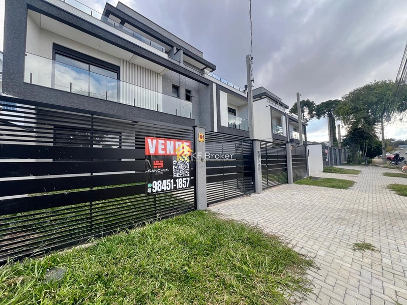 Sobrado à Venda, com 3 quartos - Bacacheri, Curitiba/PR: 3ª foto da galeria de imagens do imóvel