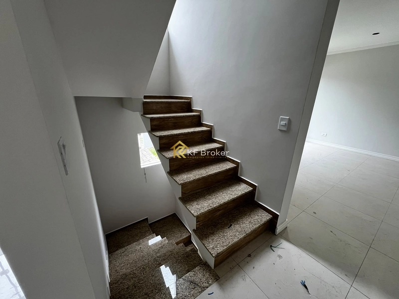 Sobrado Triplex à Venda – Bairro Arruda, Colombo/PR: 12ª foto da galeria de imagens do imóvel