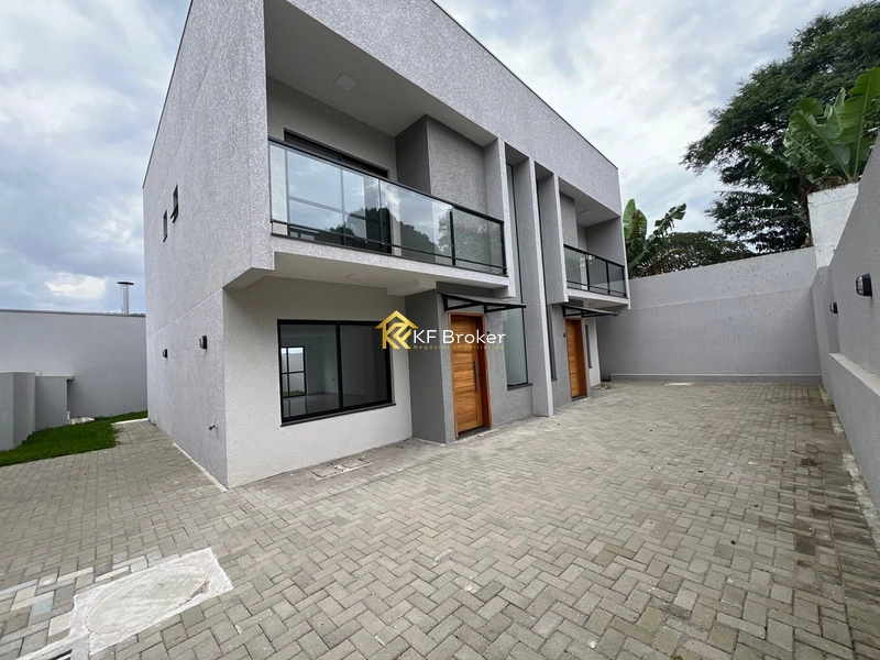 Sobrados à Venda em Condomínio - Tingu, Curitiba/PR.: 8ª foto da galeria de imagens do imóvel