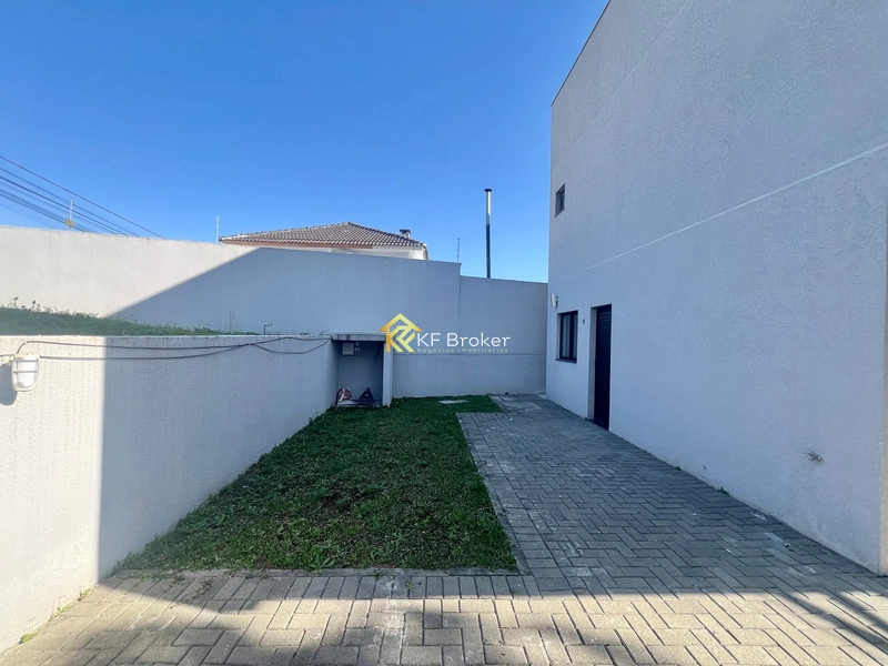 Sobrados à Venda em Condomínio - Tingu, Curitiba/PR.: 3ª foto da galeria de imagens do imóvel