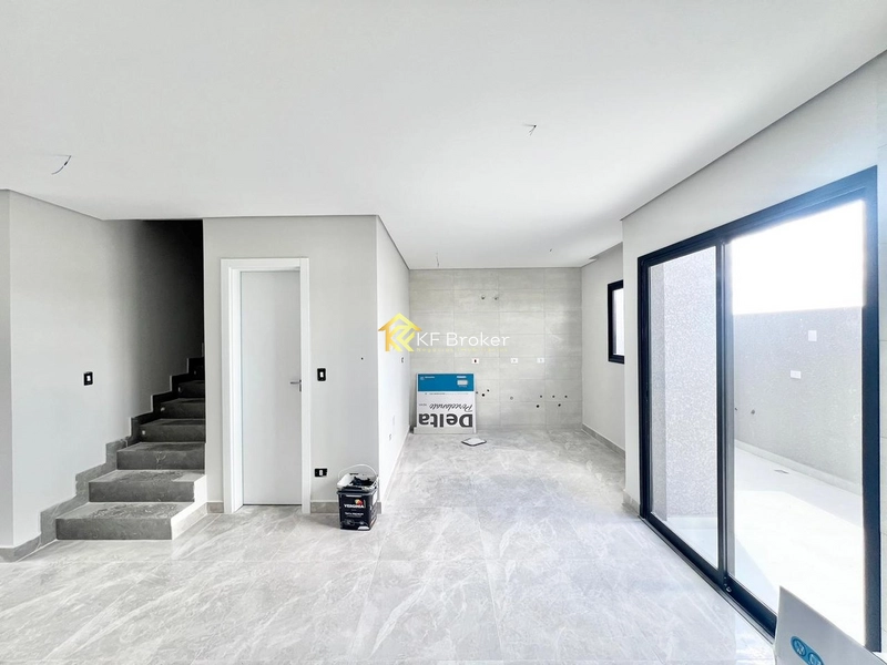Sobrado Triplex de Esquina à Venda - Atuba, Curitiba/PR: 11ª foto da galeria de imagens do imóvel