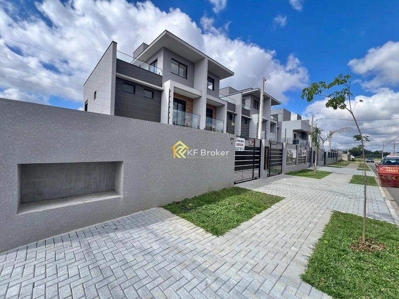 Sobrado Triplex de Esquina à Venda - Atuba, Curitiba/PR: 1ª foto da galeria de imagens do imóvel