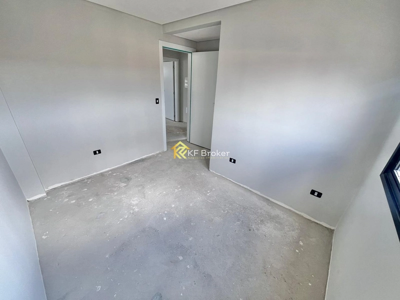 Sobrado Triplex de Esquina à Venda - Atuba, Curitiba/PR: 18ª foto da galeria de imagens do imóvel