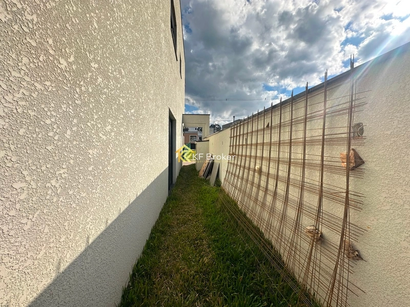 Sobrado em Condomínio à Venda – Santa Cândida, Curitiba/PR: 10ª foto da galeria de imagens do imóvel