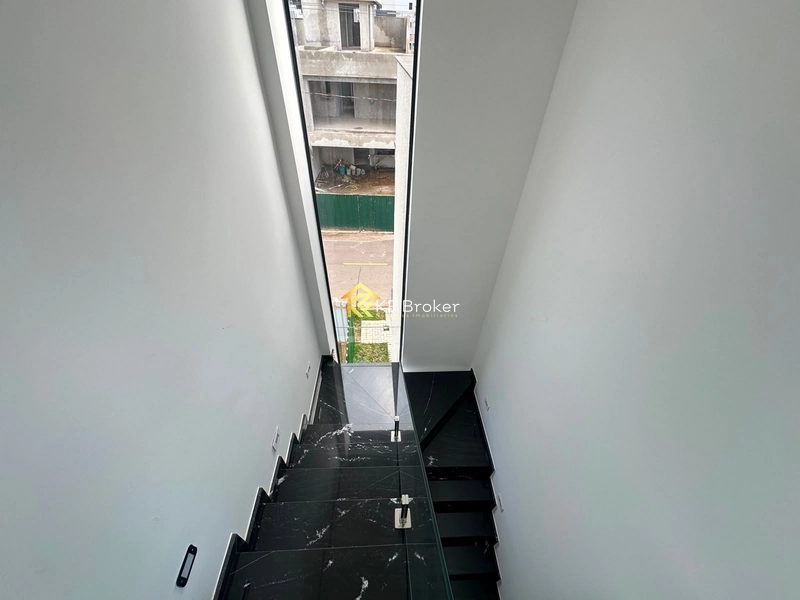 Sobrado em Condomínio à Venda – Santa Cândida, Curitiba/PR: 12ª foto da galeria de imagens do imóvel