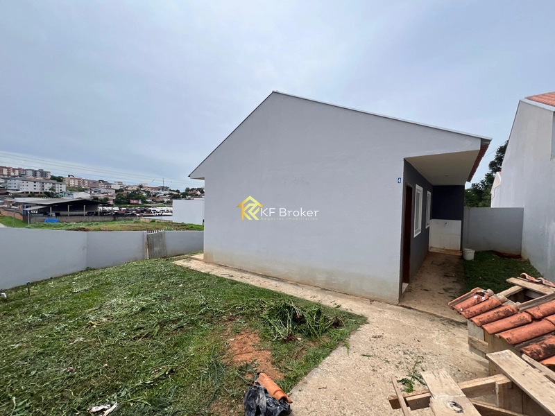 Casa à Venda, com 02 quartos - Campo Pequeno em Colombo/PR: 2ª foto da galeria de imagens do imóvel