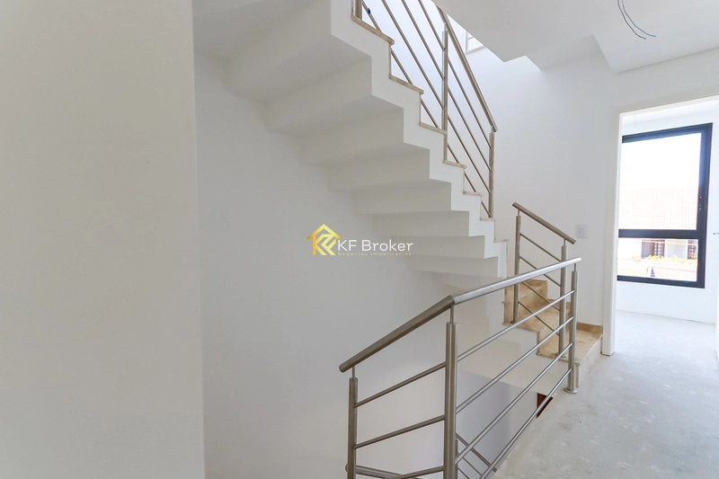 Sobrados/Triplex no Condomínio Monte Carlo – Tingui em Curitiba/PR: 16ª foto da galeria de imagens do imóvel