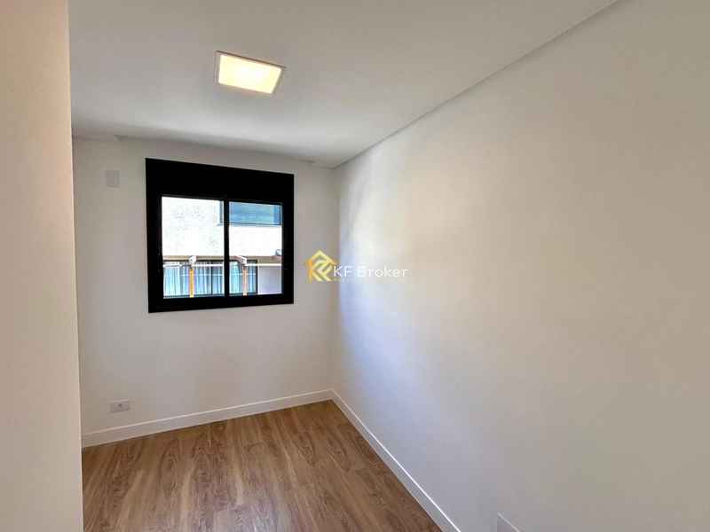 Sobrados/Triplex no Condomínio Monte Carlo – Tingui em Curitiba/PR: 17ª foto da galeria de imagens do imóvel