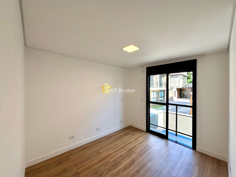 Sobrados/Triplex no Condomínio Monte Carlo – Tingui em Curitiba/PR: 20ª foto da galeria de imagens do imóvel