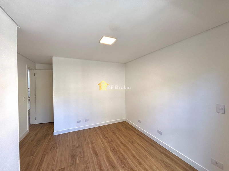 Sobrados/Triplex no Condomínio Monte Carlo – Tingui em Curitiba/PR: 21ª foto da galeria de imagens do imóvel