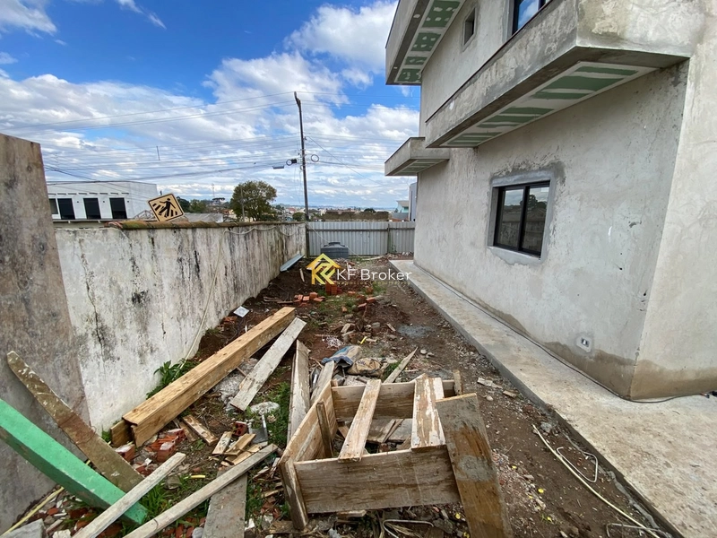 Sobrado de Esquina à Venda - Jd. Das Graças, Colombo/PR: 31ª foto da galeria de imagens do imóvel