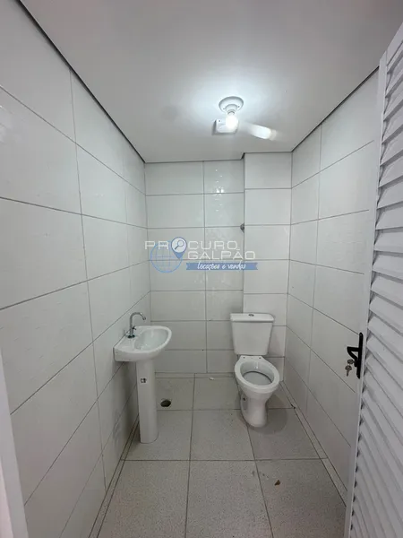 Galpão Comercial/Industrial com Pé Direito de 6 Metros – ZUP 1: 9ª foto da galeria de imagens do imóvel