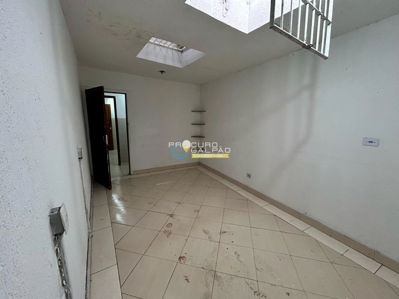 OPORTUNIDADE DE SALÃO COMERCIAL NO PQ DAS AMÉRICAS - MAUÁ: 3ª foto da galeria de imagens do imóvel