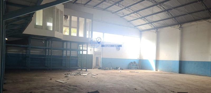 Galpão industrial para aluguel em Santo André, Santa Terezinha: 1ª foto da galeria de imagens do imóvel