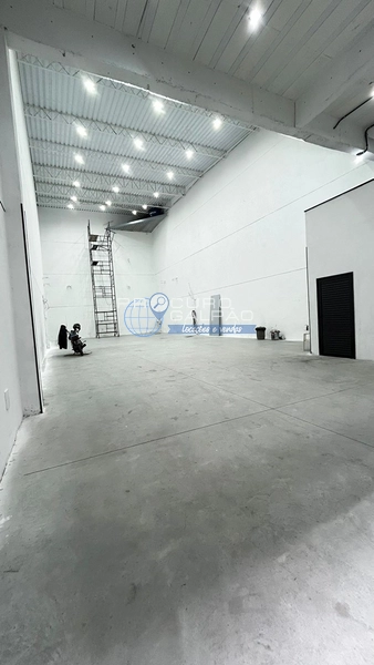 Galpão industrial para aluguel em Suzano, vila Monte Sion : 2ª foto da galeria de imagens do imóvel