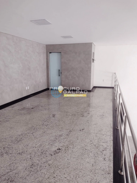 OPORTUNIDADE - SALÃO Via Movimentada de Mauá – 300 m², 6m de Altura: 2ª foto da galeria de imagens do imóvel