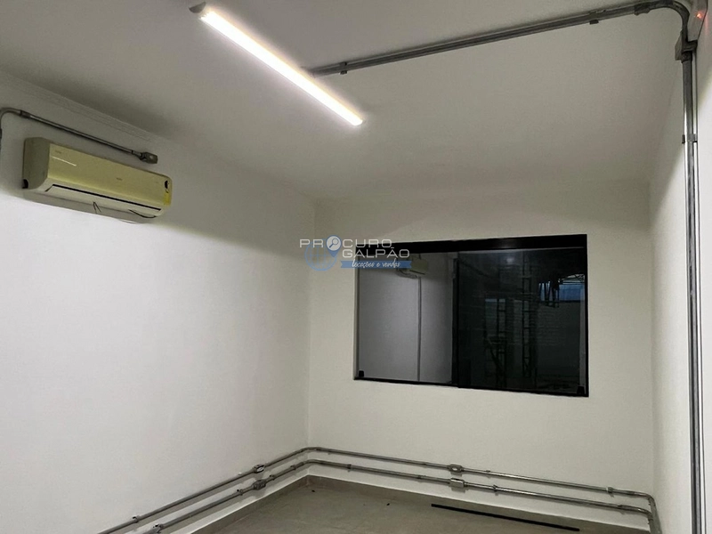 Galpão industrial para aluguel em Santo Andre, ÁREA ZUP: 8ª foto da galeria de imagens do imóvel