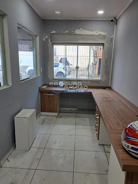 Galpão para Alugar | 300 m² | Bairro Cerâmica - São Caetano do Sul: 4ª foto da galeria de imagens do imóvel