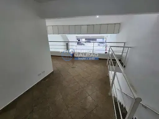 Salão comercial para aluguel em Santo André com ótima localização : 3ª foto da galeria de imagens do imóvel