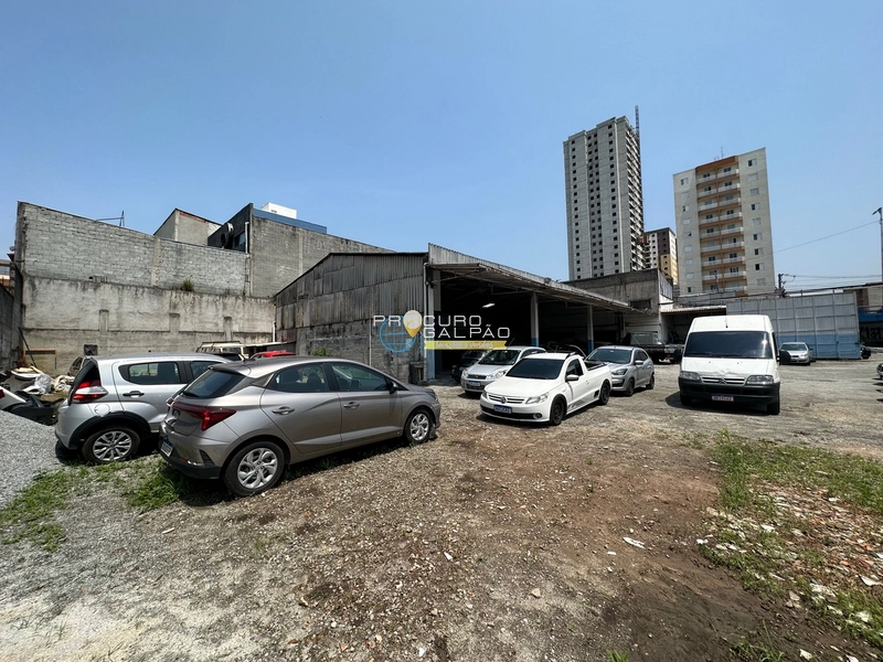 Terreno de 1830 M2: 5ª foto da galeria de imagens do imóvel