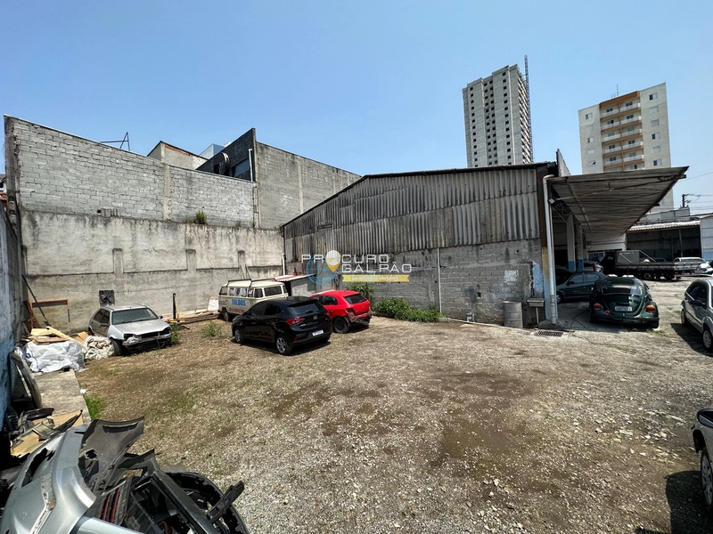 Terreno de 1830 M2: 6ª foto da galeria de imagens do imóvel