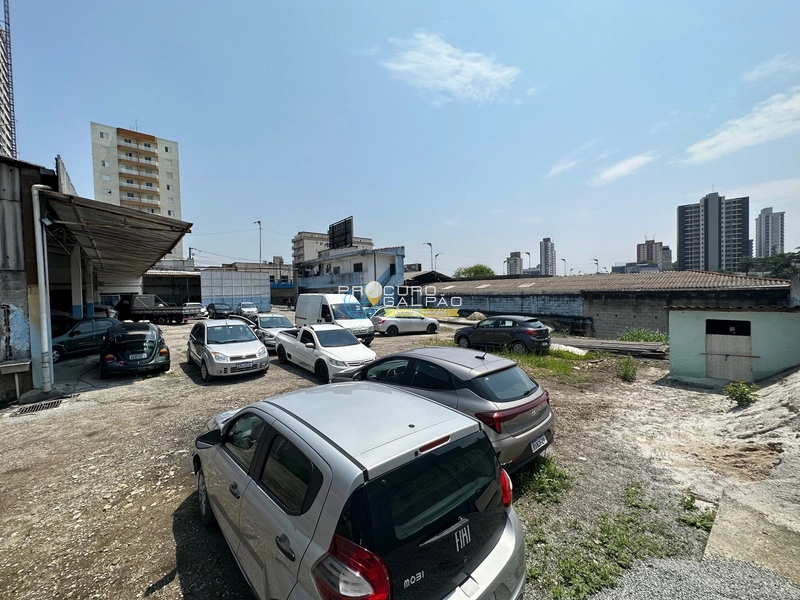 Terreno de 1830 M2: 7ª foto da galeria de imagens do imóvel