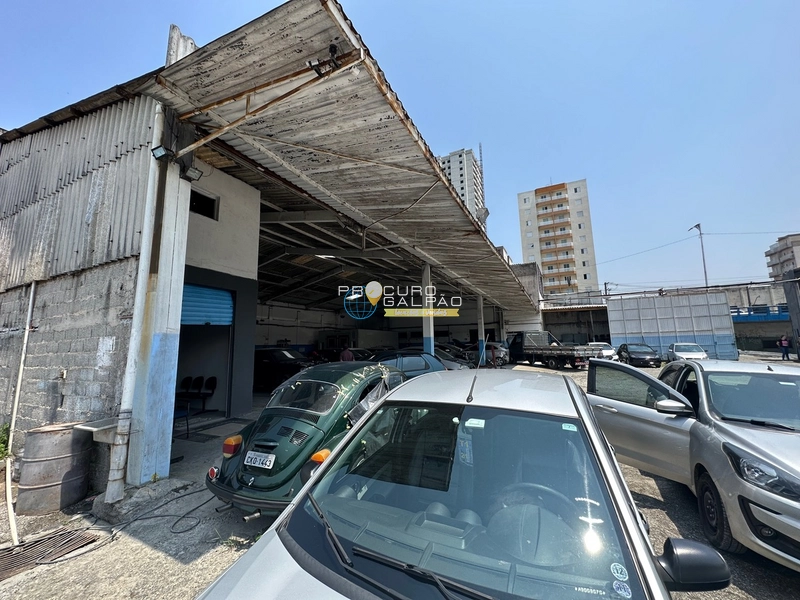 Terreno de 1830 M2: 4ª foto da galeria de imagens do imóvel